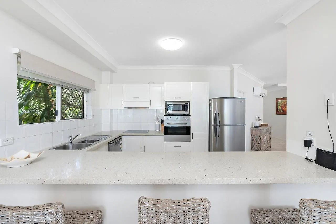Costa Royale Beachfront Apartment Trinity Beach 0*,