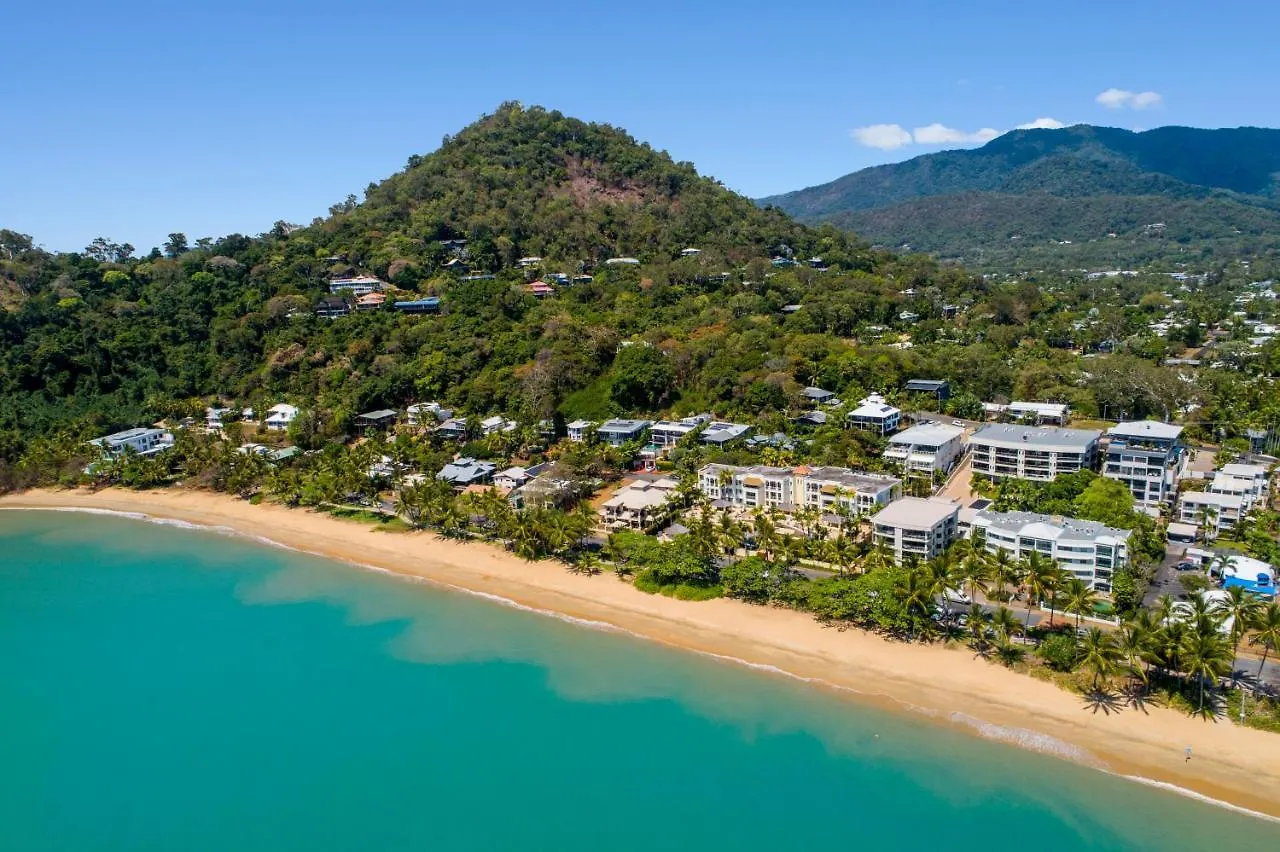 Costa Royale Beachfront Apartment Trinity Beach